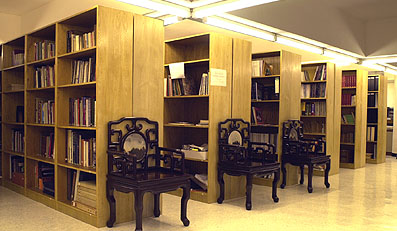 library.jpg (44102 bytes)
